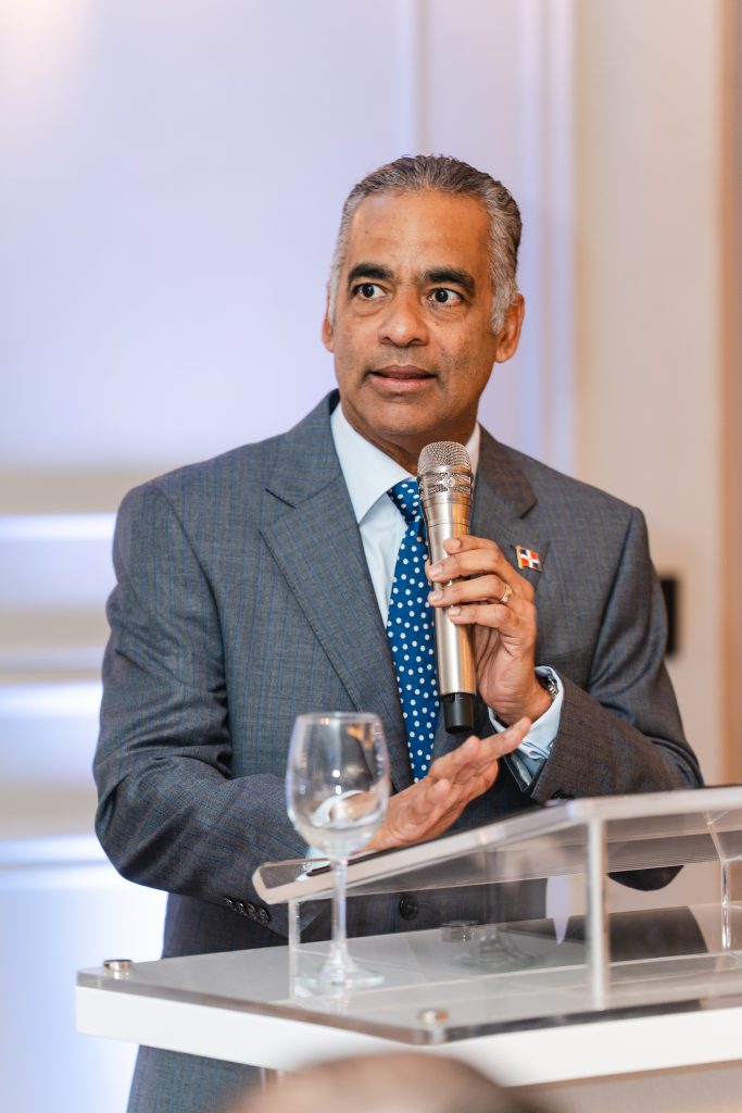 Joel Santos, ministro de Energía y Minas. 